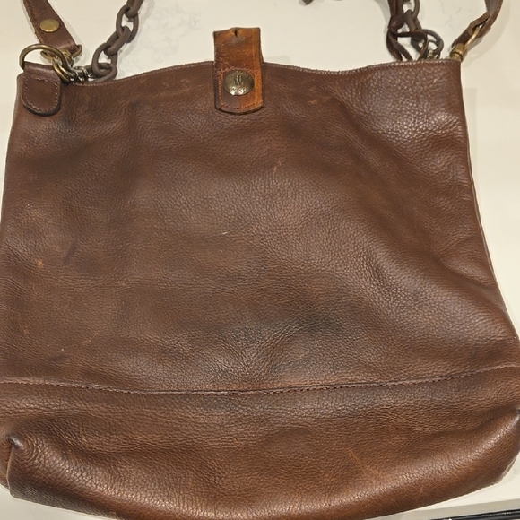 Two Bar West Brown Leather Crossbody Bag with Flap Closure - Picture 4 of 8